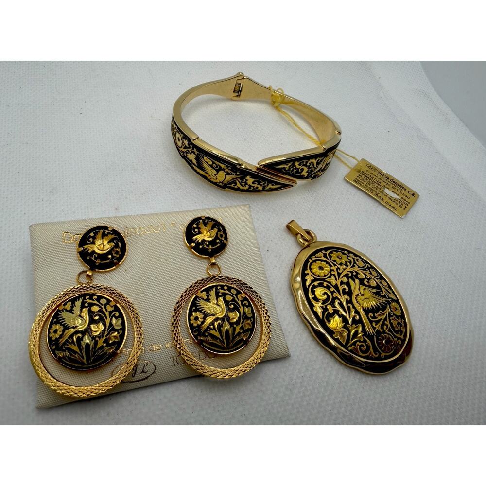 VTG Unworn Spanish Toledo Ware, Gold Plated Damascene bracelet, earrings, brooch